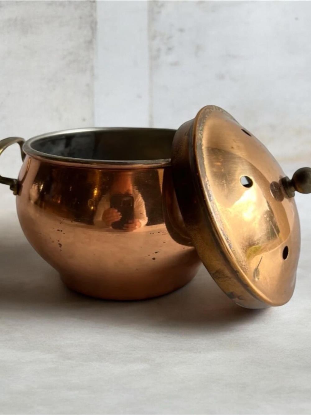 Vintage COPPER POTPOURRI
SIMMERING POT, incense with vented lid